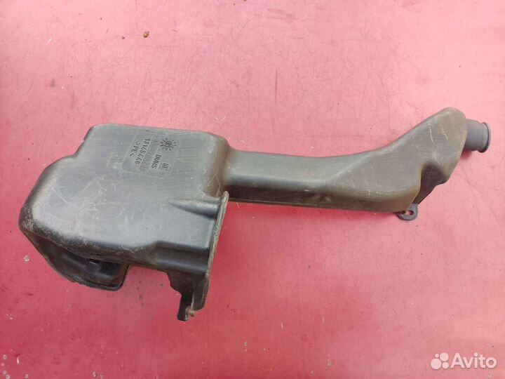 Бачок стеклоомывателя Opel Zafira B 13145448