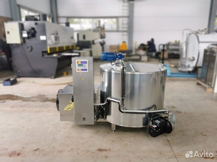 Вертикальный охладитель молока открытого типа 700