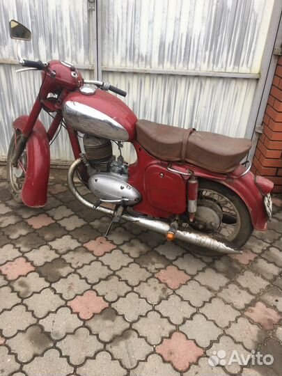 Ява 353 старушка