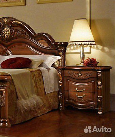 Спальный гарнитур