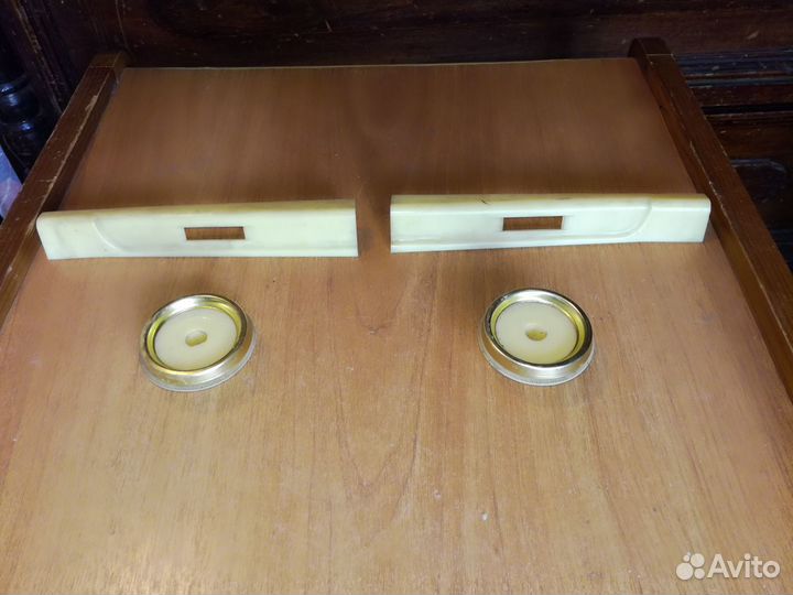 Детали на радиолу Латвия