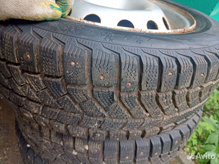 R15 Viatti Brina Nordico V-522 185/60, PCD 4x100 DIA 54.1