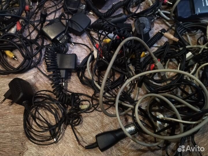 Зарядки и тюльпаны к тв