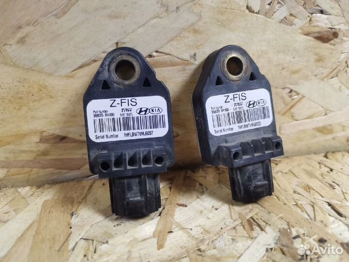 Датчик aur bag kia ceed 1 ed