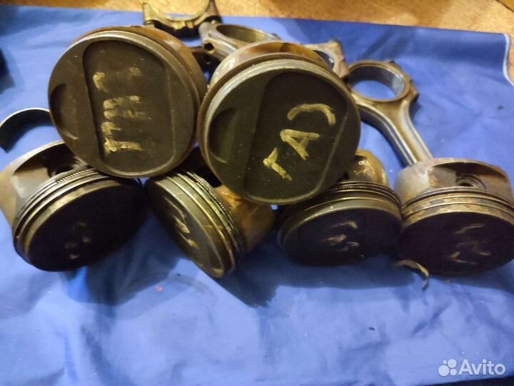 Aqf AXQ поршень с шатуном 4.2 audi