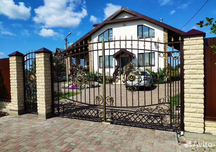 Кованые ворота и калитка. Доставка бесплатная