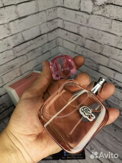 Женские духи Lacoste Pour Elle Sparkling