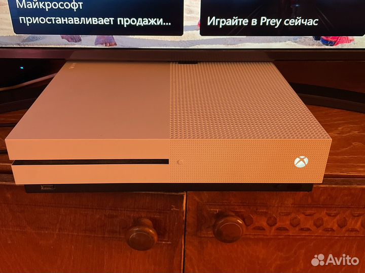 Xbox One s 1tb с играми