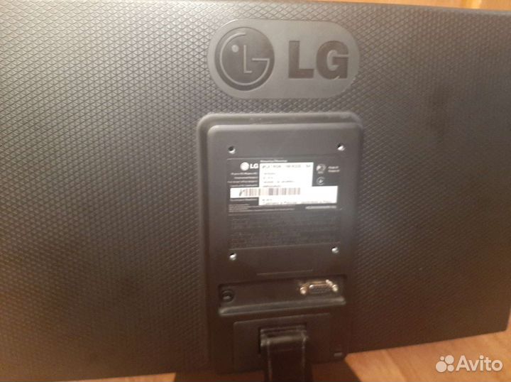 Монитор LG 19EN33S