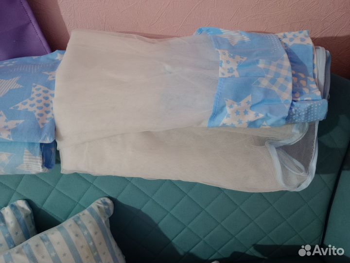 Набор в детскую кроватку