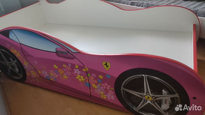 Кровать машина