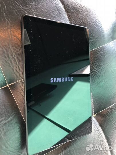 Планшет Samsung SM - T505