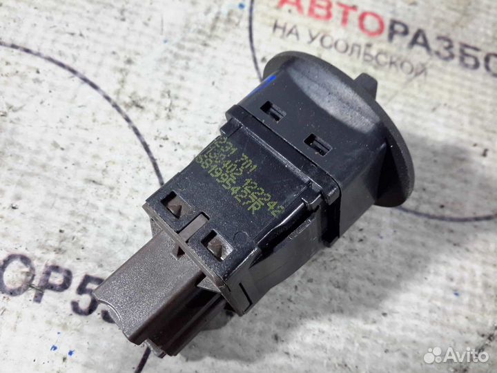 Выключатель подушки безопасности Renault Kangoo 2