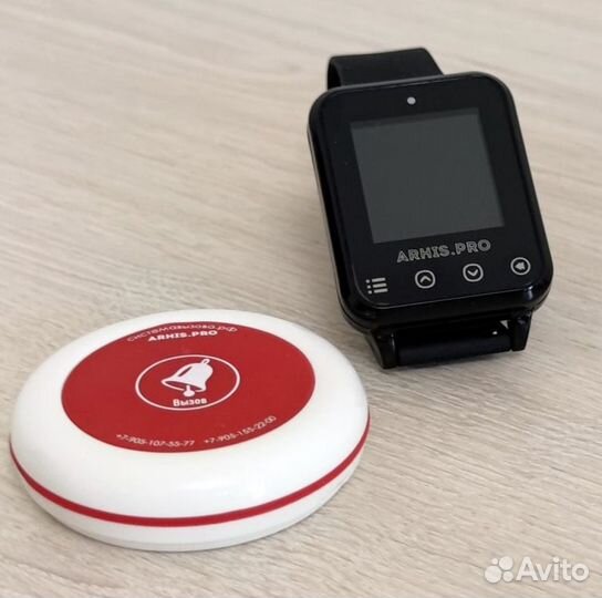 Кнопка вызова официанта и часы пейджер Элит