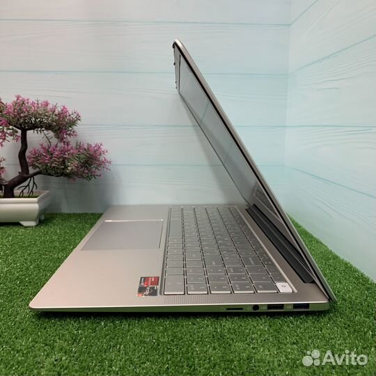 Digma Pro Sprint M (DN16R3-8CXW01) Ryzen 3 3250U/8