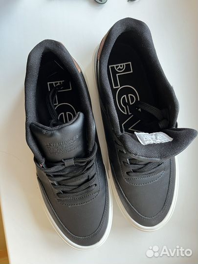 Кроссовки levis мужские оригинал