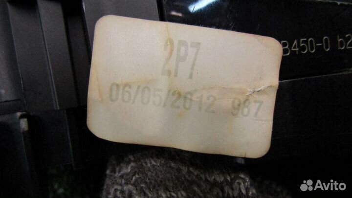 Блок кнопок Toyota / lexus Камри viii AVV50, в руль