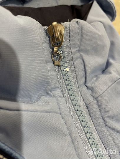 Коробка с детскими вещами