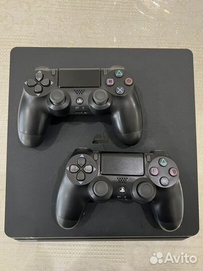Sony playstation 4 slim