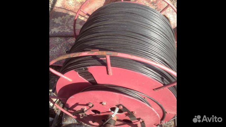 Кабель волоконно- оптический