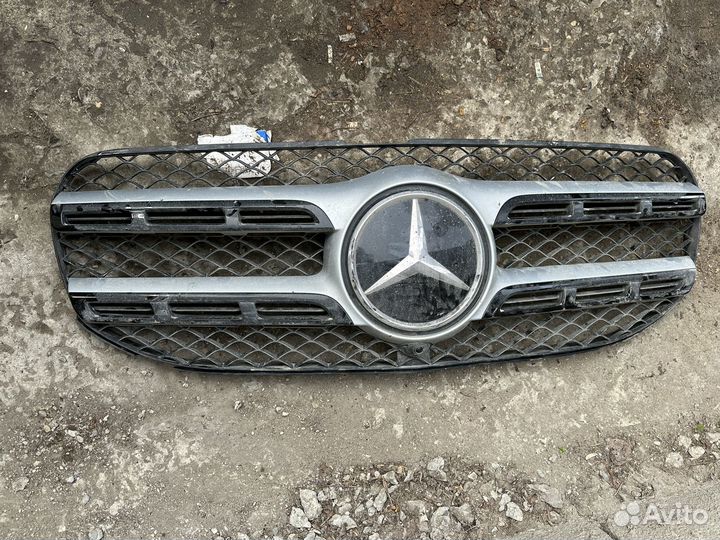 Решетка бампера на Mercedes Benz GLS