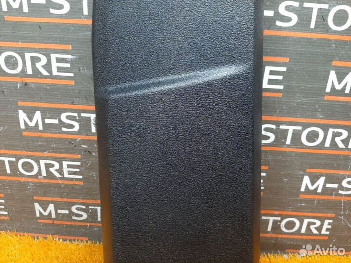 Обшивка стойки передняя правая Bmw X5 E70 N55B30A