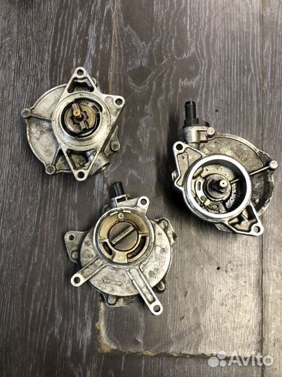 Насос вакуумный Audi VW