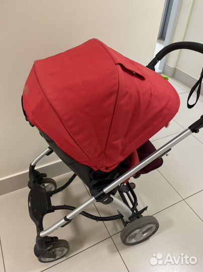 Прогулочная коляскa