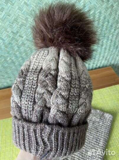 Комплект шапка и снуд