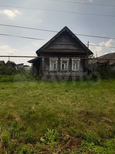 Дом 25 м² на участке 32 сот.