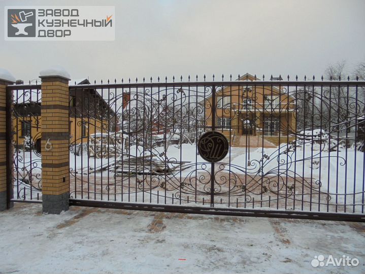 Откатные ворота с калиткой и без