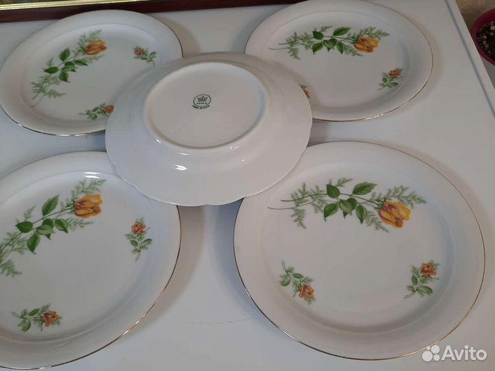 Тарелки гдр kahla желтая роза