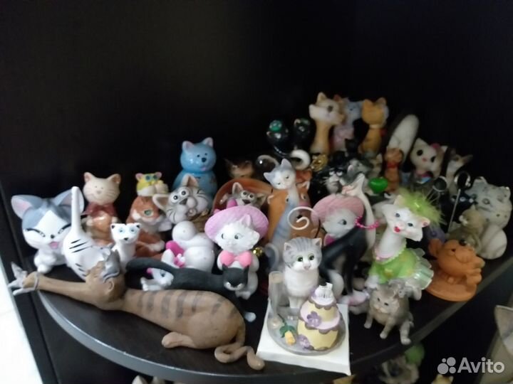 Статуэтки кошек договорная