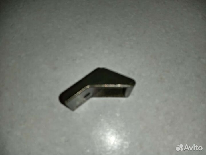 Петля для крепления груза