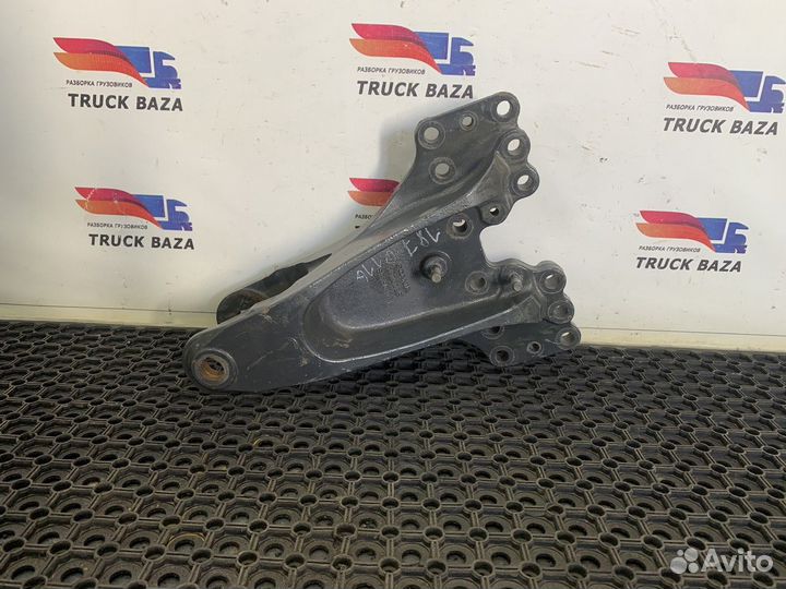 1870116 Кронштейн полурессоры задний