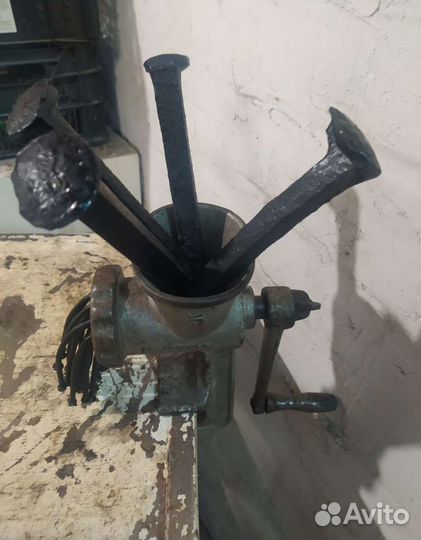 Мясорубка винтажная.(прикол)