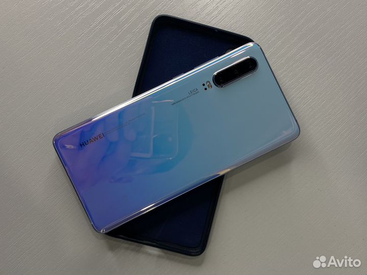 Телефон huawei p30