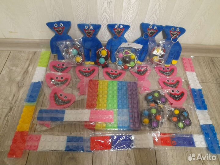 Игрушки брелоки, антистресс