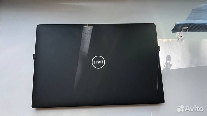Ноутбук Dell i5-8350U/RAM-8GB/SSD-128GB Черный