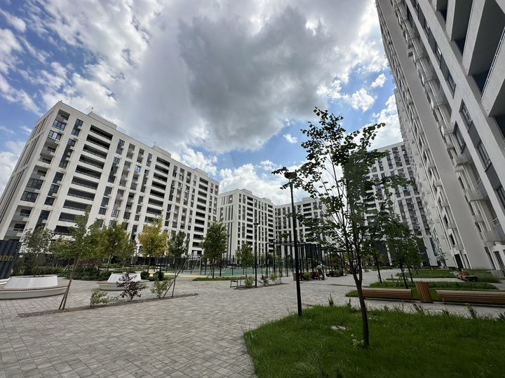 3-к. квартира, 96 м², 8/12 эт.