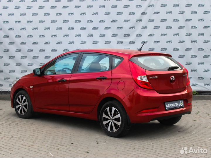 Hyundai Solaris 1.6 AT, 2015, 50 000 км