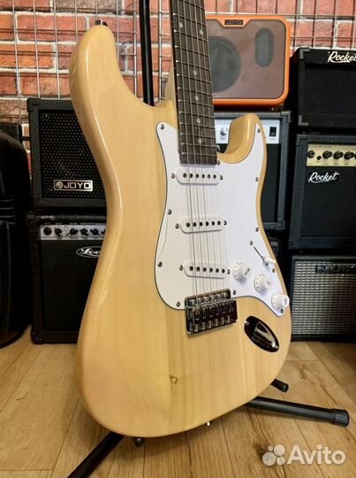 Электрогитара + чехол