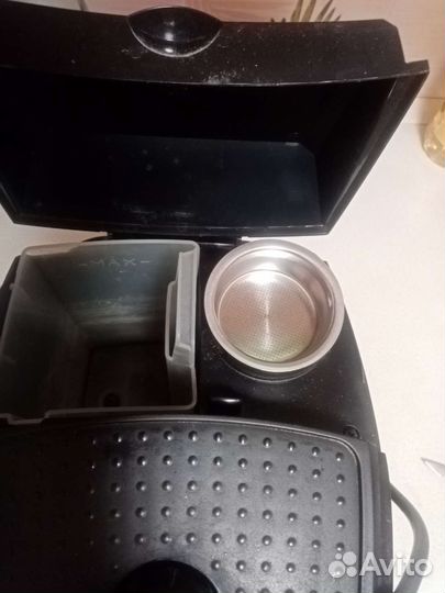 Кофеварка рожковая delonghi