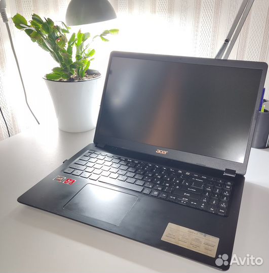 Ноутбук Acer Aspire 3