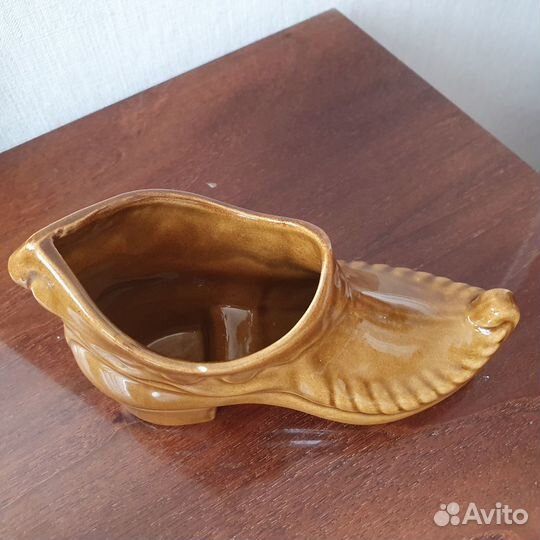 Керамика из СССР - сувенирная пепельница 