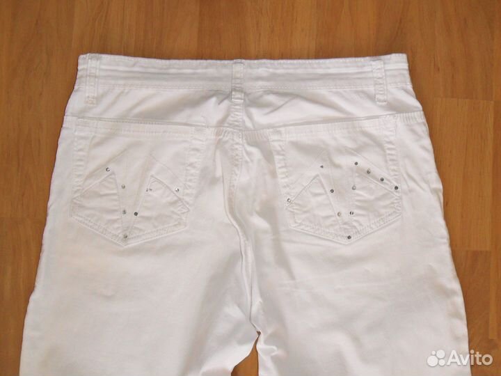 Джинсы женские белые 46