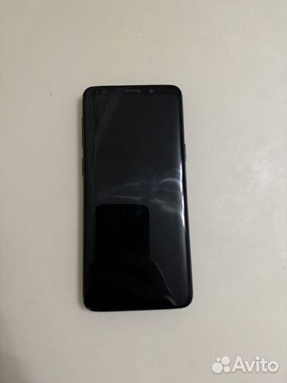 Samsung Galaxy S9, 4/64 ГБ