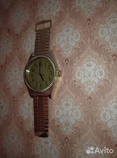 Часы настенные