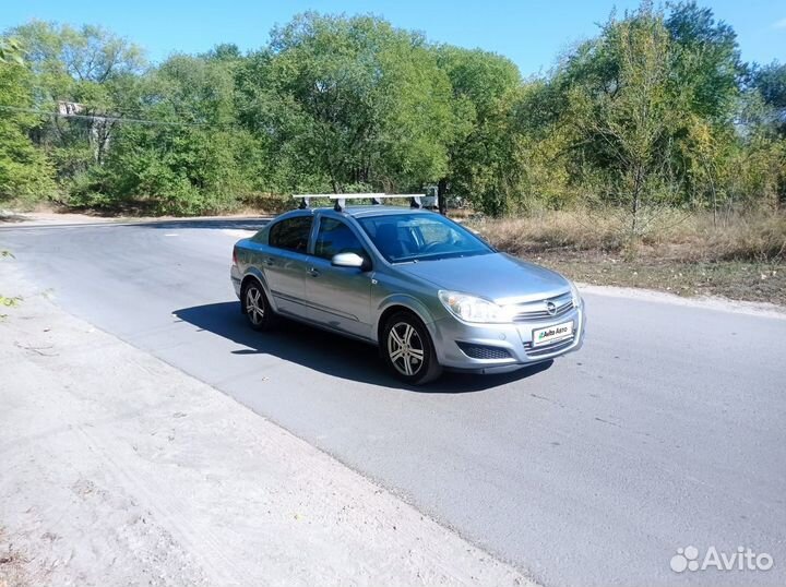 Opel Astra 1.6 МТ, 2008, 158 000 км