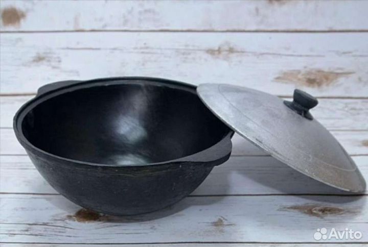 Комплект: казан новый 4 л. и половник